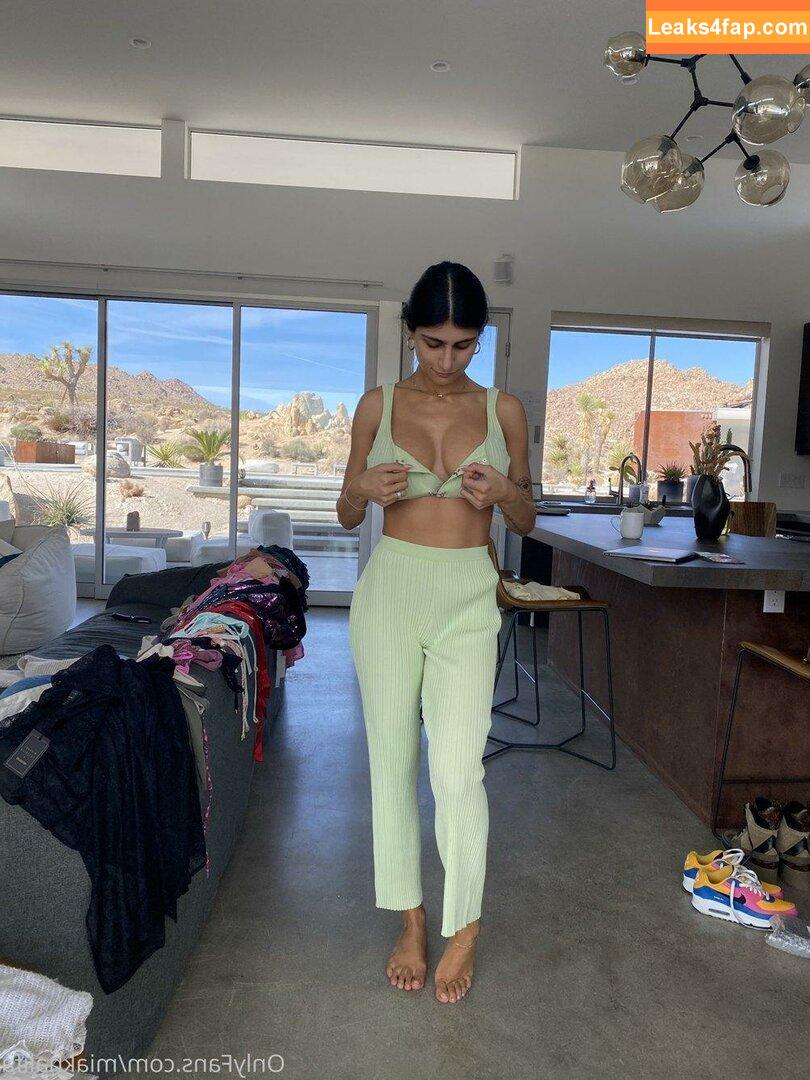 Mia Khalifa / https: / miak / miakhalifa leaked photo photo #0220