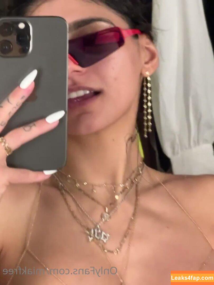 Mia Khalifa / https: / miak / miakhalifa leaked photo photo #0254