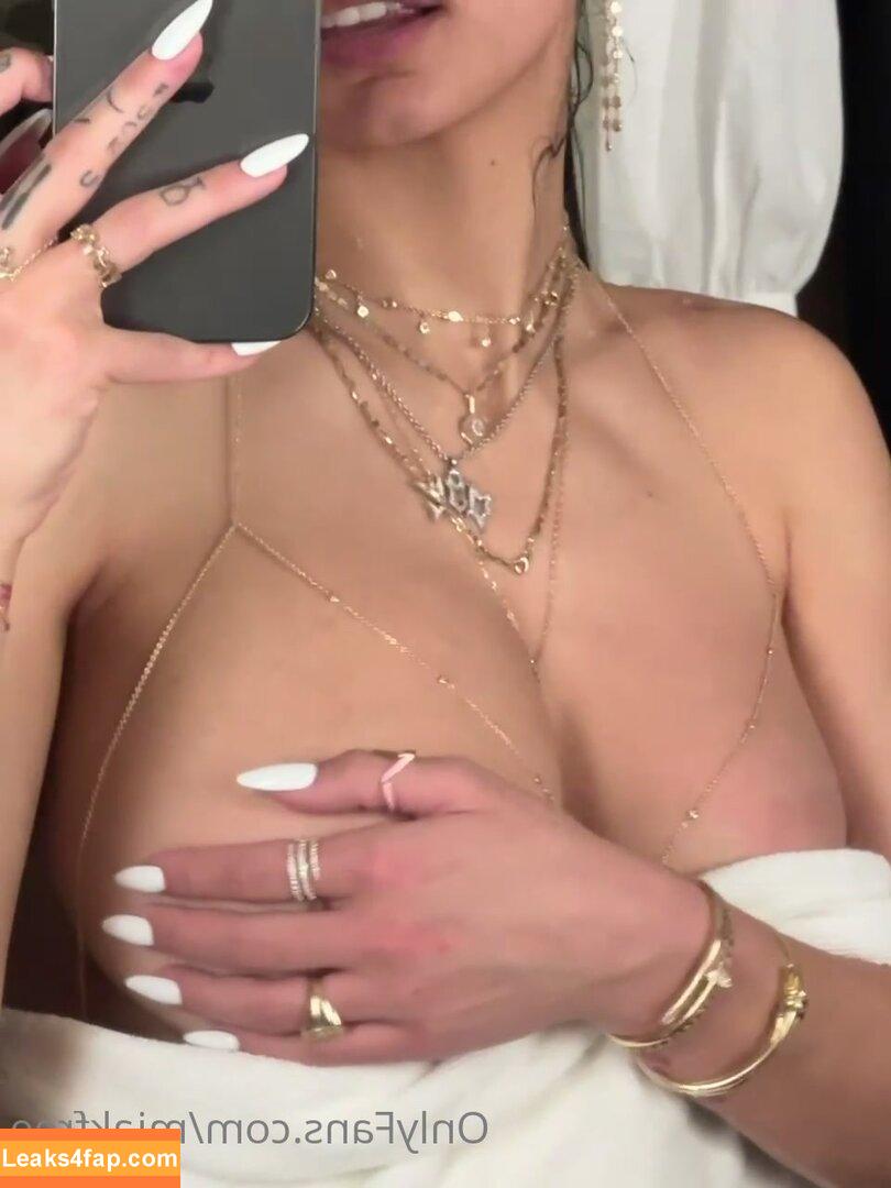 Mia Khalifa / https: / miak / miakhalifa leaked photo photo #0258