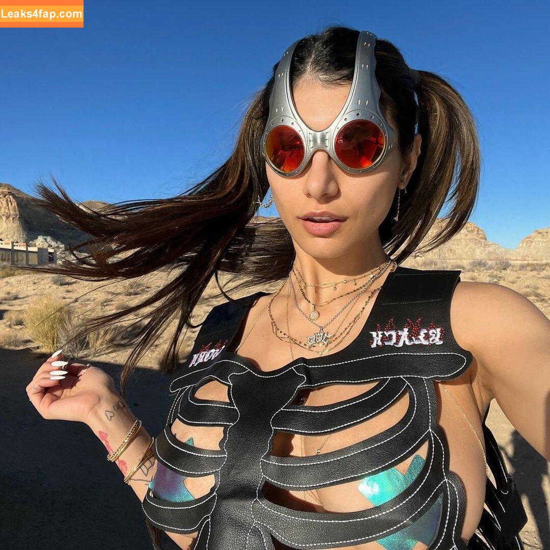 Mia Khalifa / https: / miak / miakhalifa leaked photo photo #0477