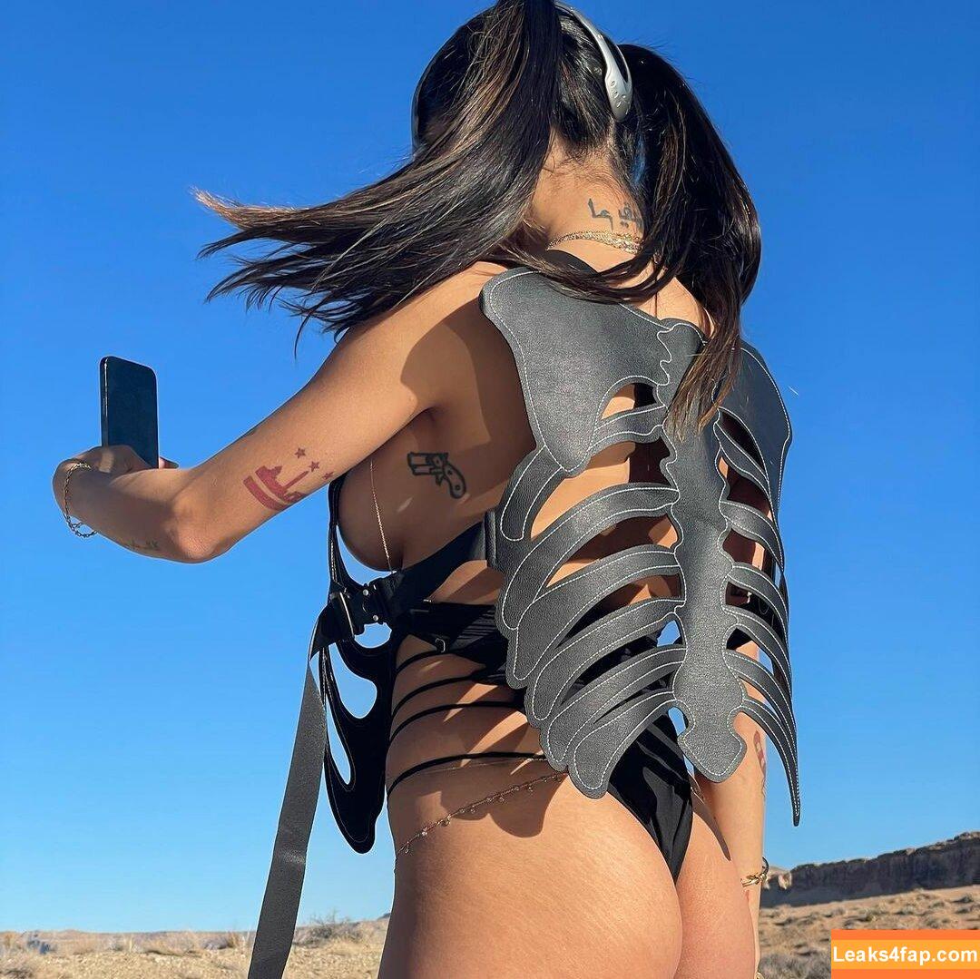 Mia Khalifa / https: / miak / miakhalifa leaked photo photo #0482