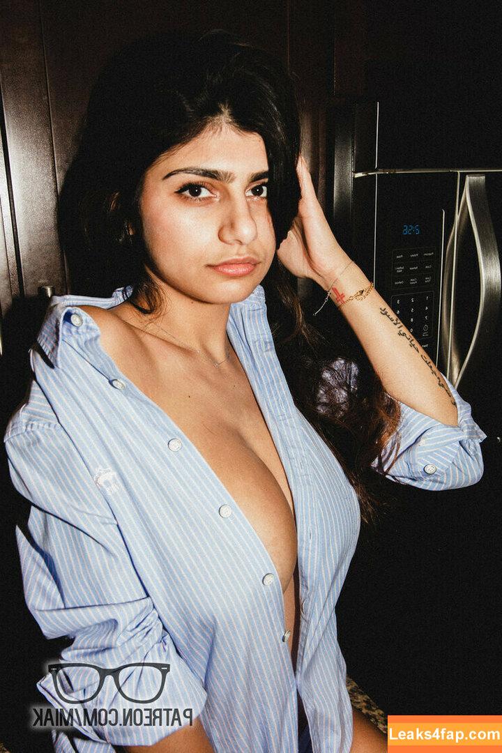 Mia Khalifa / https: / miak / miakhalifa слитое фото фото #0586
