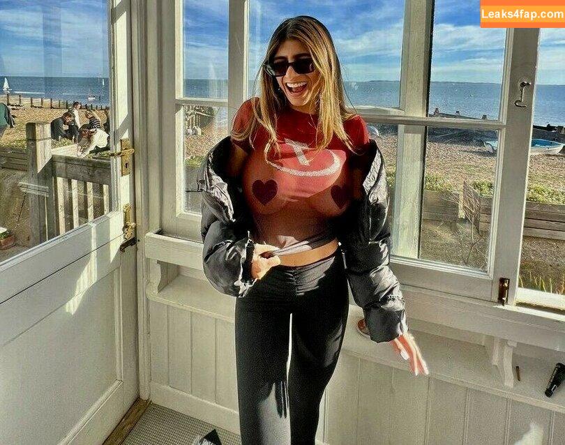 Mia Khalifa / miak / miakhalifa leaked photo photo #0960