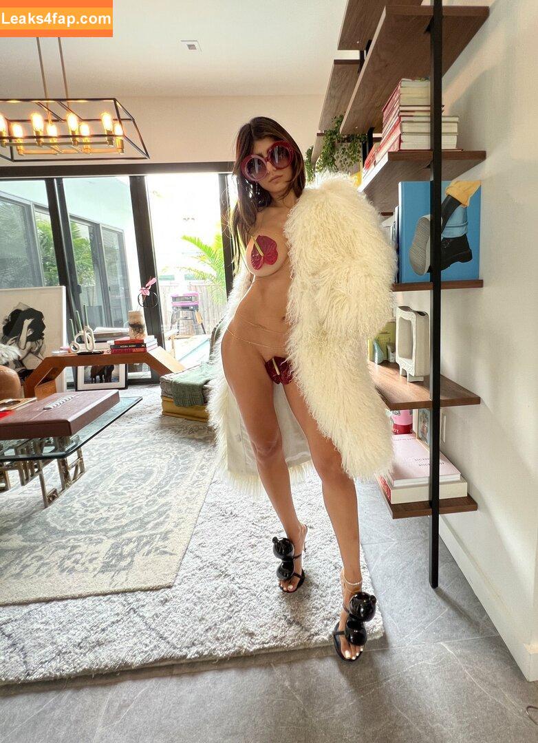 Mia Khalifa / miak / miakhalifa leaked photo photo #1384