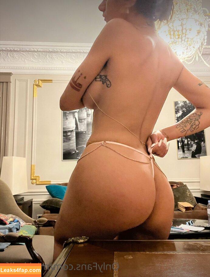Mia Khalifa / miak / miakhalifa leaked photo photo #1496