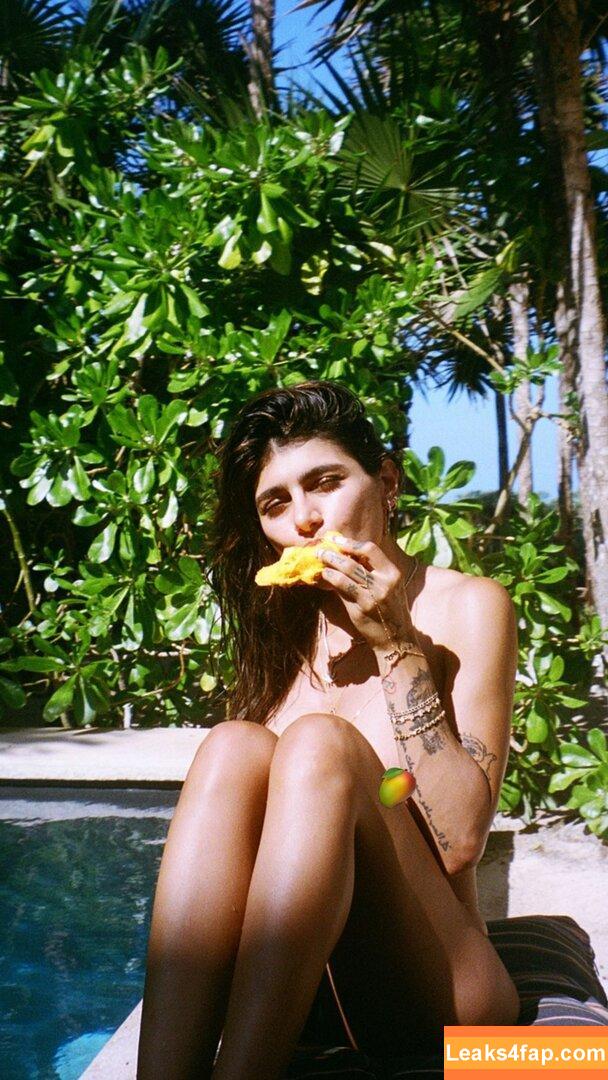 Mia Khalifa / miak / miakhalifa leaked photo photo #1658