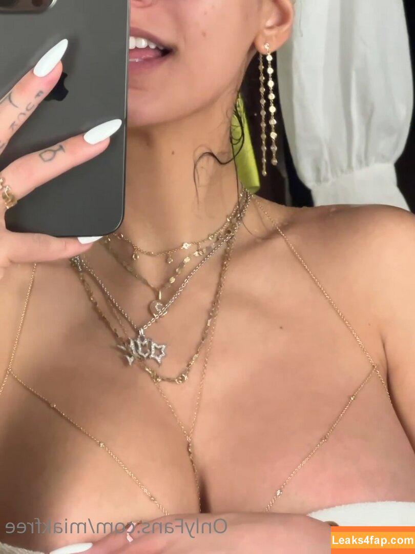 Mia Khalifa / miak / miakhalifa leaked photo photo #1784