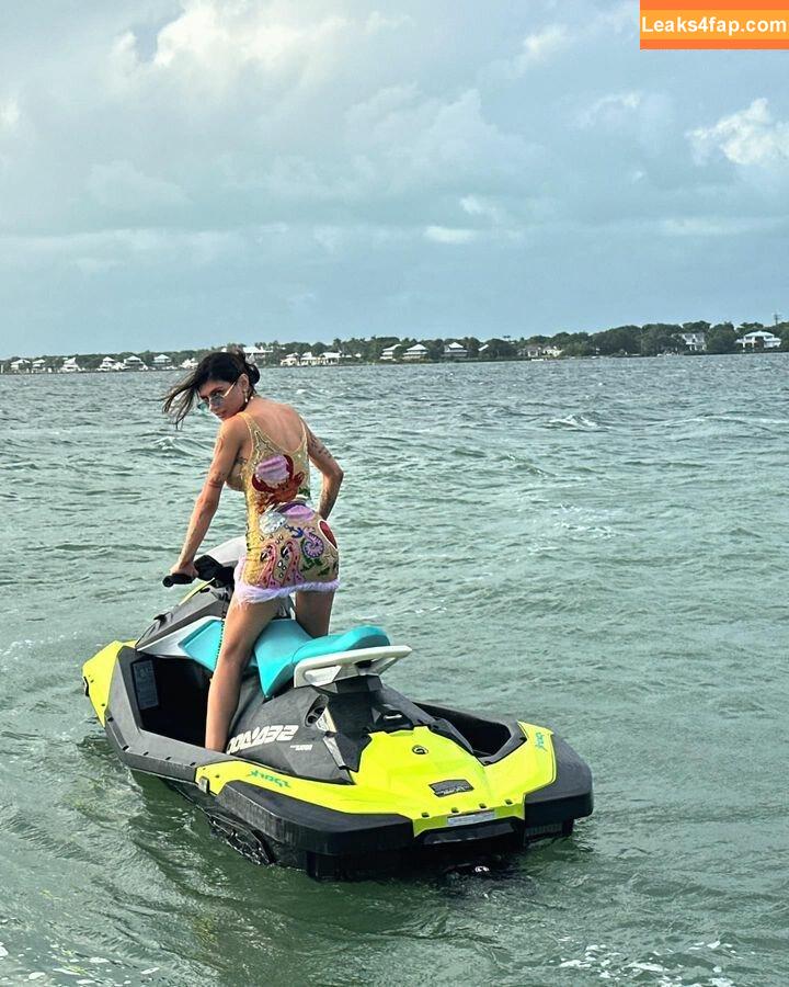 Mia Khalifa / miak / miakhalifa leaked photo photo #1925