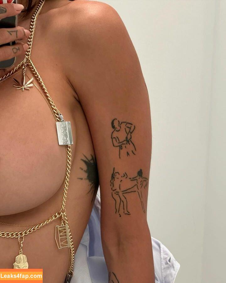 Mia Khalifa / miak / miakhalifa leaked photo photo #1927