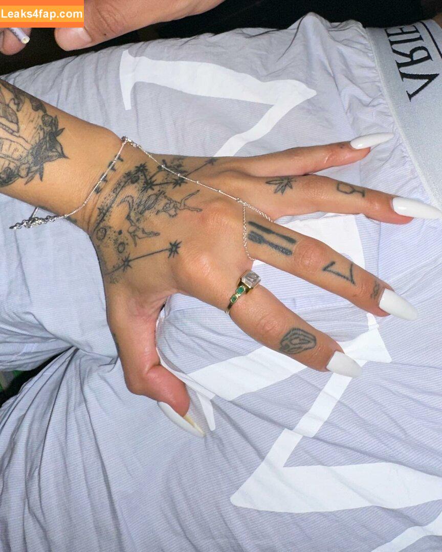 Mia Khalifa / miak / miakhalifa leaked photo photo #1967