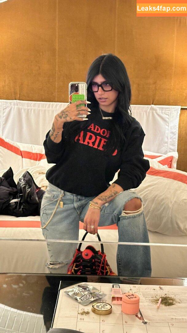 Mia Khalifa / https: / matiofficial / miak / miakhalifa leaked photo photo #2182