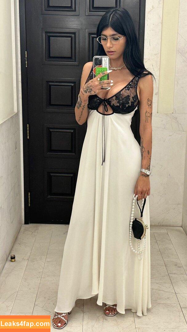 Mia Khalifa / https: / matiofficial / miak / miakhalifa leaked photo photo #2183