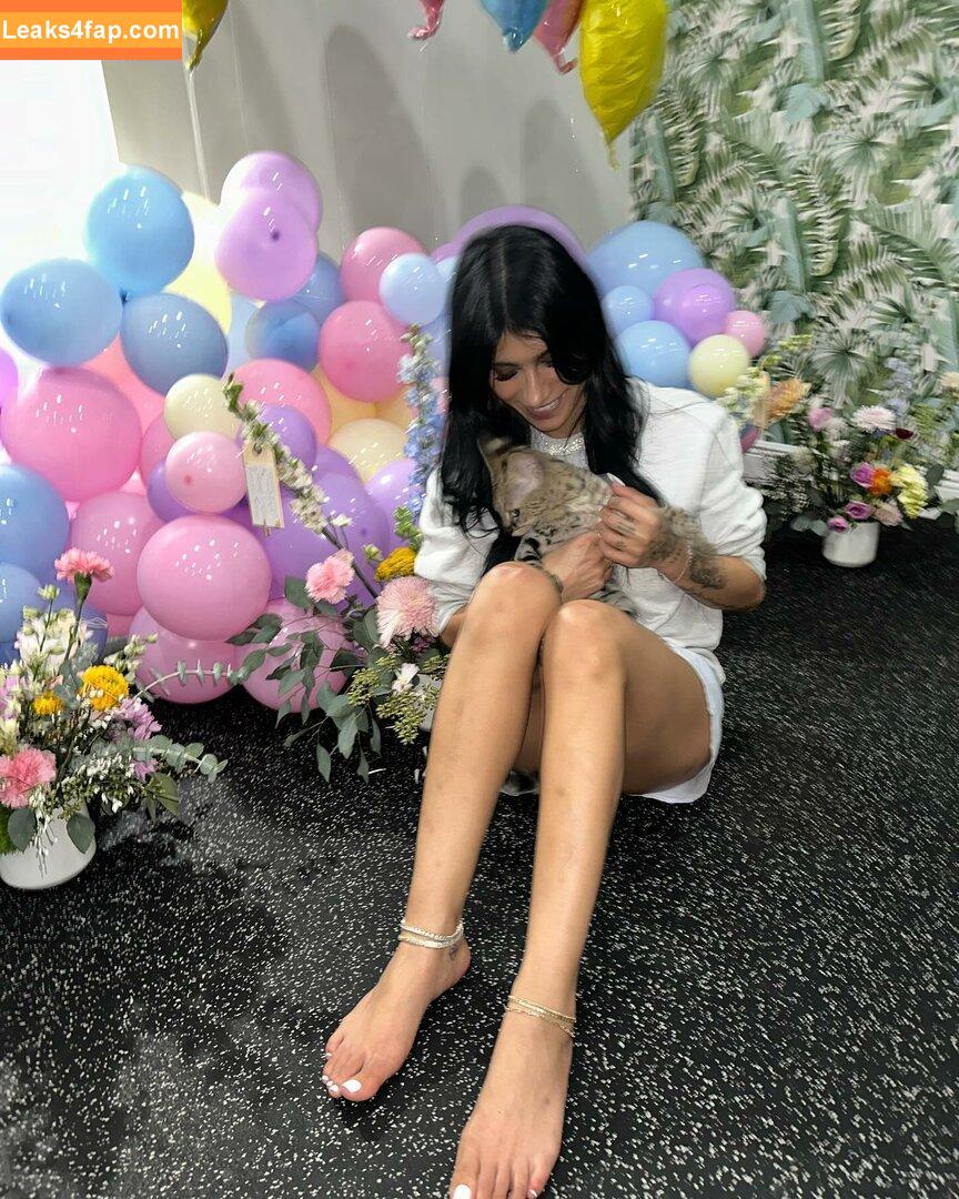 Mia Khalifa / https: / matiofficial / miak / miakhalifa leaked photo photo #2184