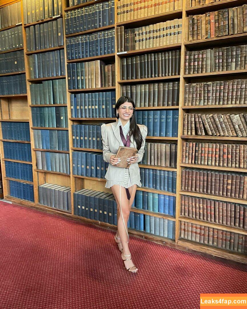 Mia Khalifa / https: / matiofficial / miak / miakhalifa leaked photo photo #2190