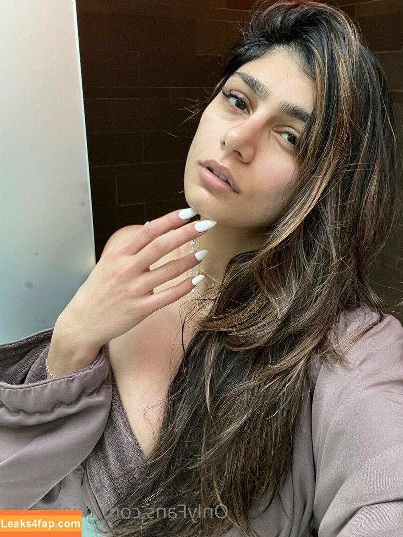 Mia Khalifa / https: / matiofficial / miak / miakhalifa leaked photo photo #2262
