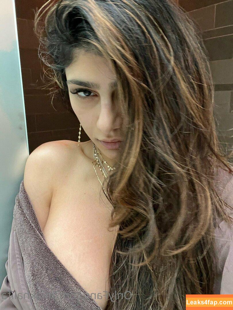 Mia Khalifa / https: / matiofficial / miak / miakhalifa leaked photo photo #2264