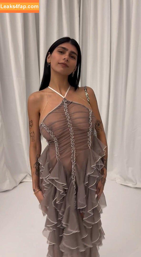 Mia Khalifa / https: / matiofficial / miak / miakhalifa leaked photo photo #2296