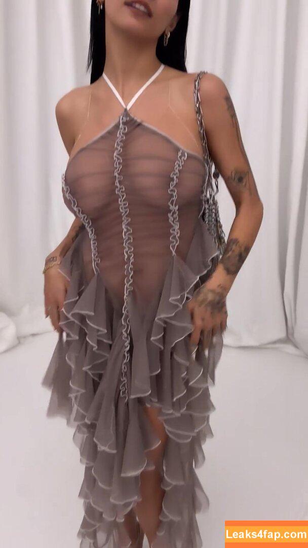 Mia Khalifa / https: / matiofficial / miak / miakhalifa leaked photo photo #2305