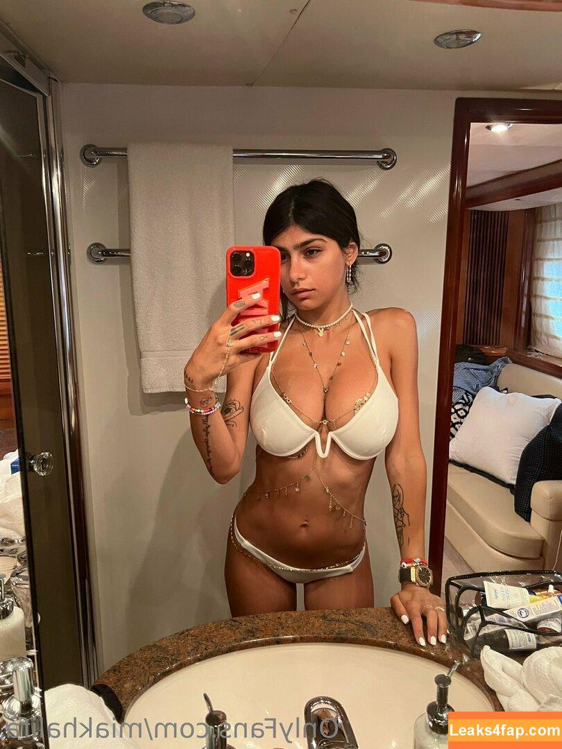 Mia Khalifa / https: / matiofficial / miak / miakhalifa leaked photo photo #2339