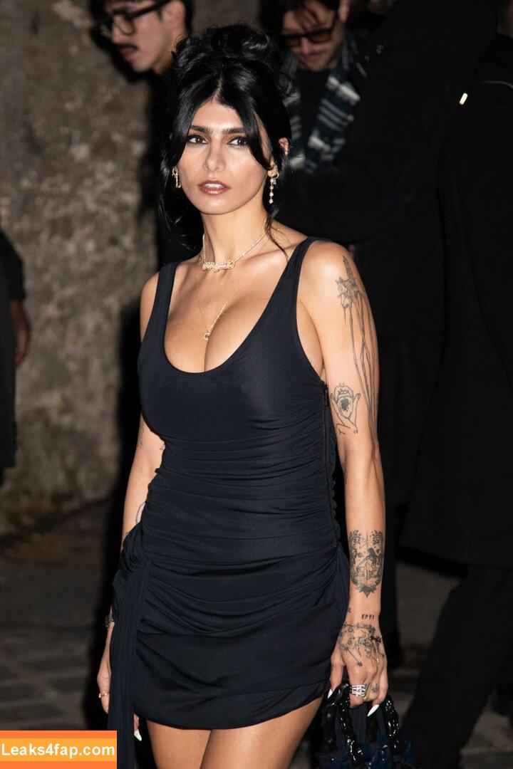 Mia Khalifa / https: / matiofficial / miak / miakhalifa leaked photo photo #2357