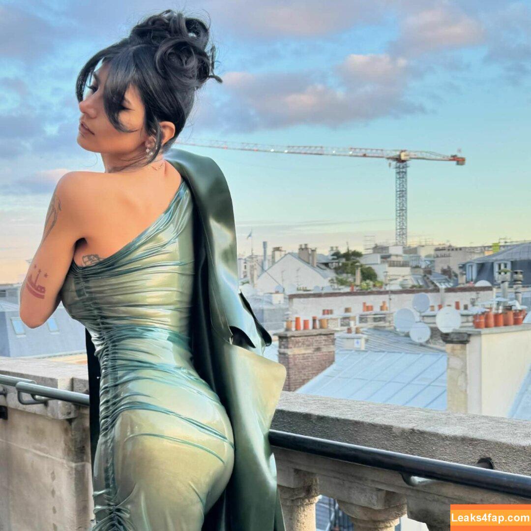 Mia Khalifa / https: / matiofficial / miak / miakhalifa leaked photo photo #2376