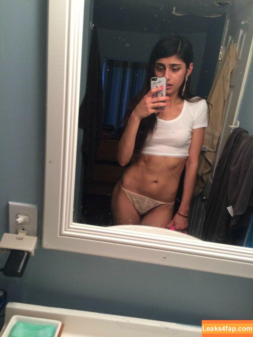 Mia Khalifa / https: / matiofficial / miak / miakhalifa leaked photo photo #2546