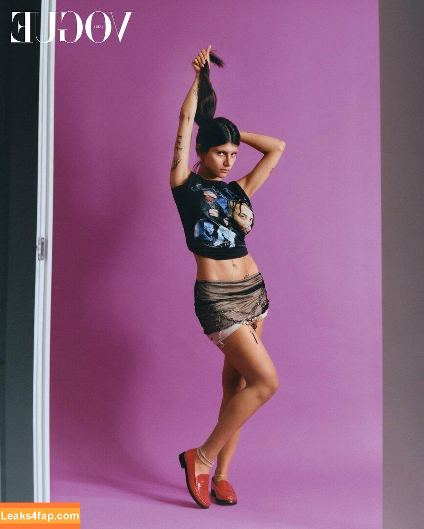Mia Khalifa / https: / matiofficial / miak / miakhalifa leaked photo photo #2581