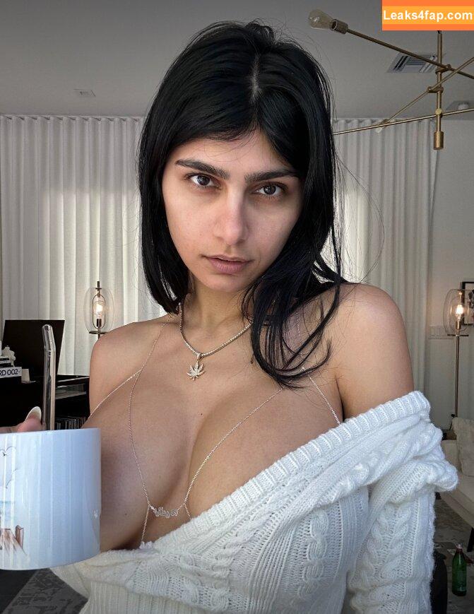 Mia Khalifa / https: / matiofficial / miak / miakhalifa leaked photo photo #2648