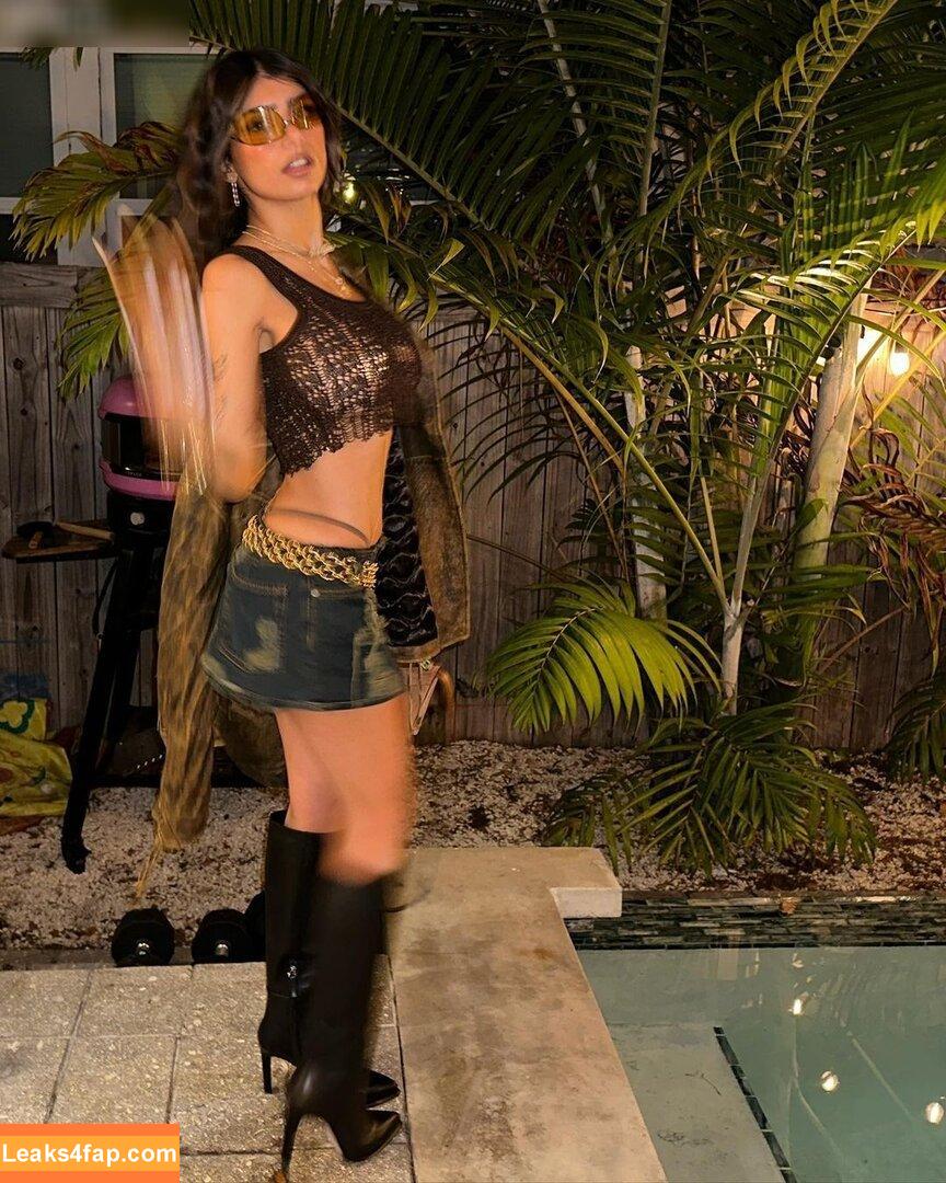 Mia Khalifa / https: / matiofficial / miak / miakhalifa leaked photo photo #2785