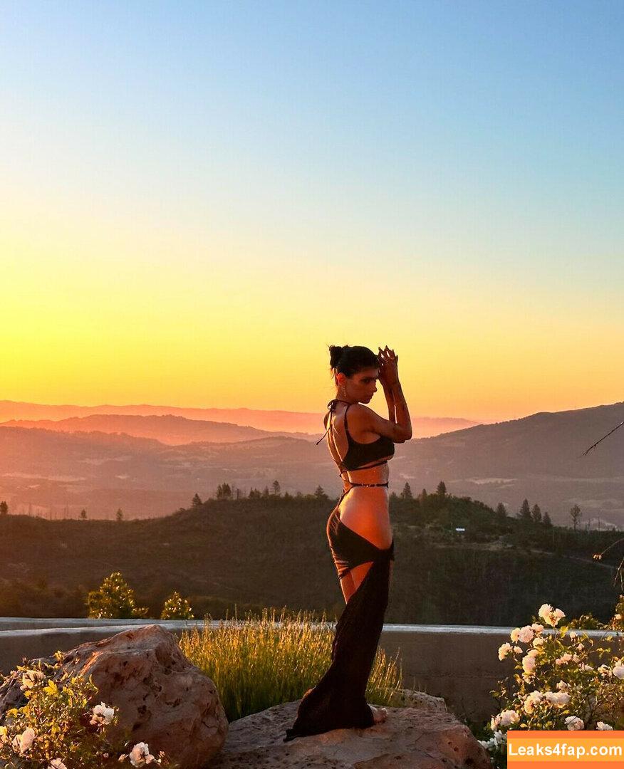 Mia Khalifa / https: / matiofficial / miak / miakhalifa leaked photo photo #2899