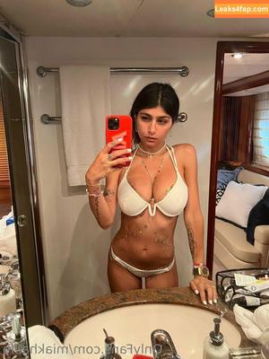 Mia Khalifa photo #2340