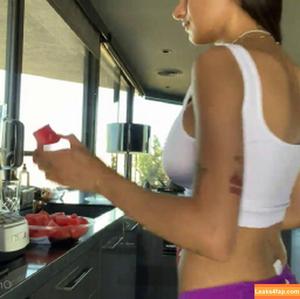 Mia Khalifa photo #2870