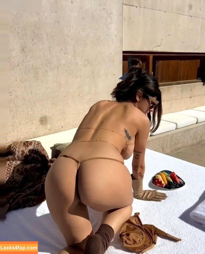 Mia Khalifa / https: / matiofficial / miak / miakhalifa leaked photo photo #3119