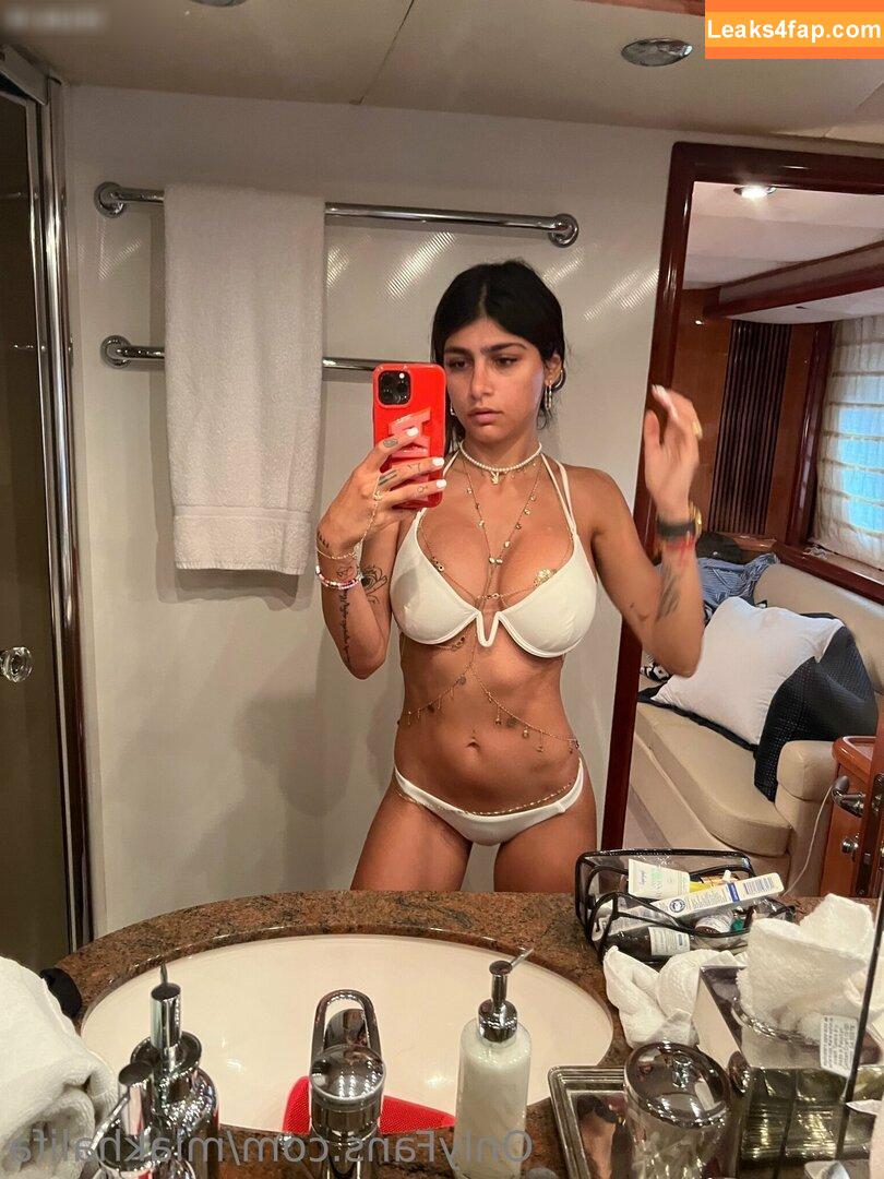 Mia Khalifa / https: / matiofficial / miak / miakhalifa leaked photo photo #3213
