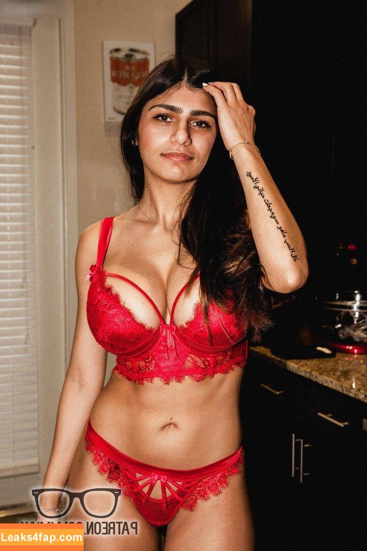 Mia Khalifa / miak  /  miakhalifa leaked photo photo #3269