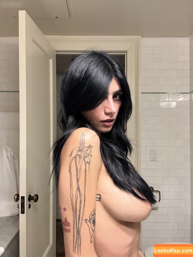 Mia Khalifa / https: / matiofficial / miak / miakhalifa leaked photo photo #3289