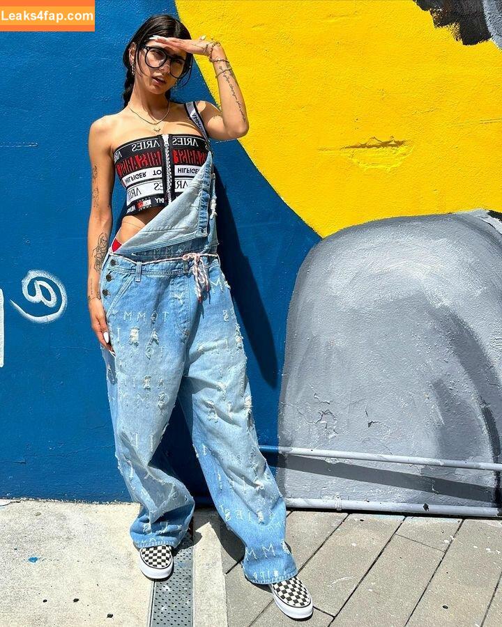 Mia Khalifa / https: / matiofficial / miak / miakhalifa leaked photo photo #3376