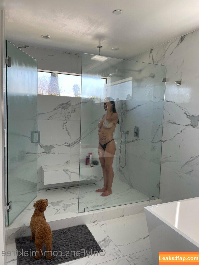 Mia Khalifa / https: / matiofficial / miak / miakhalifa leaked photo photo #3390