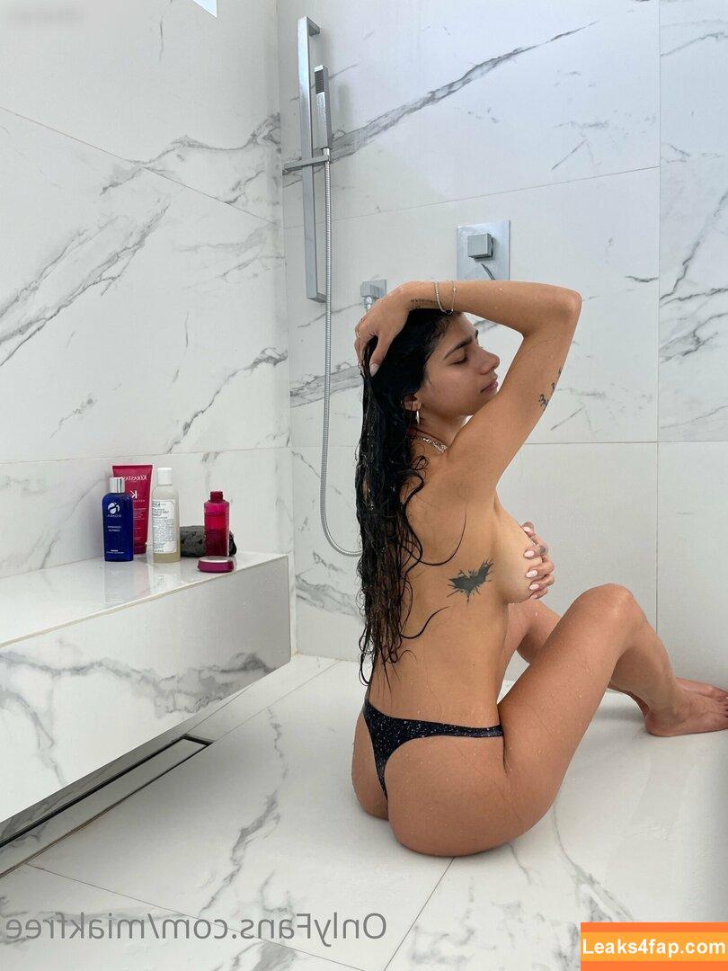 Mia Khalifa / https: / matiofficial / miak / miakhalifa leaked photo photo #3400