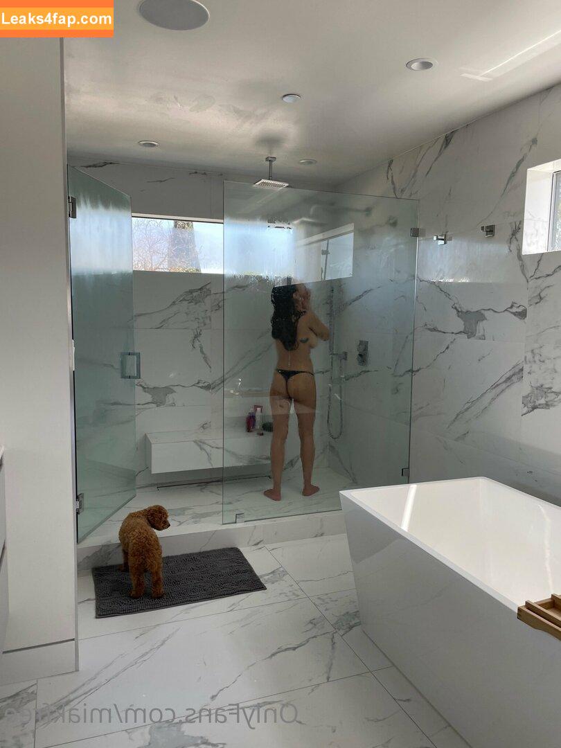 Mia Khalifa / https: / matiofficial / miak / miakhalifa leaked photo photo #3407