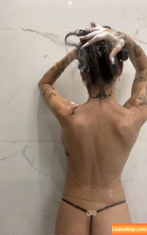 Mia Khalifa / https: / matiofficial / miak / miakhalifa leaked photo photo #3447