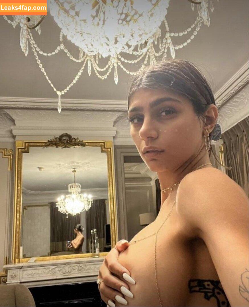Mia Khalifa / https: / matiofficial / miak / miakhalifa leaked photo photo #3470