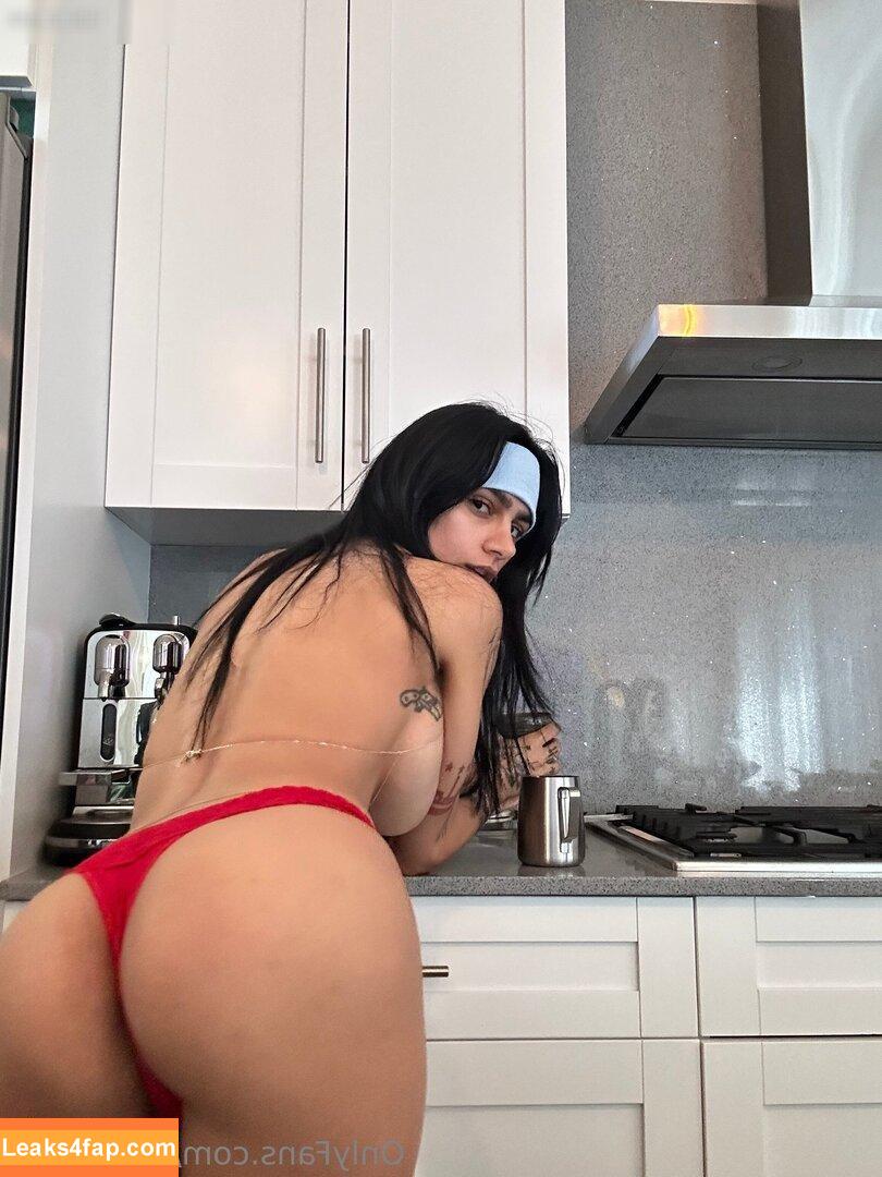 Mia Khalifa / https: / miak / miakhalifa leaked photo photo #3574
