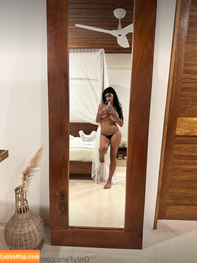 Mia Khalifa / miak / miakhalifa leaked photo photo #3971