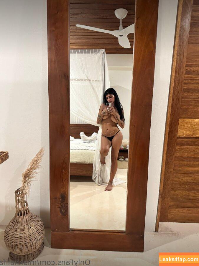 Mia Khalifa / miak / miakhalifa leaked photo photo #3975