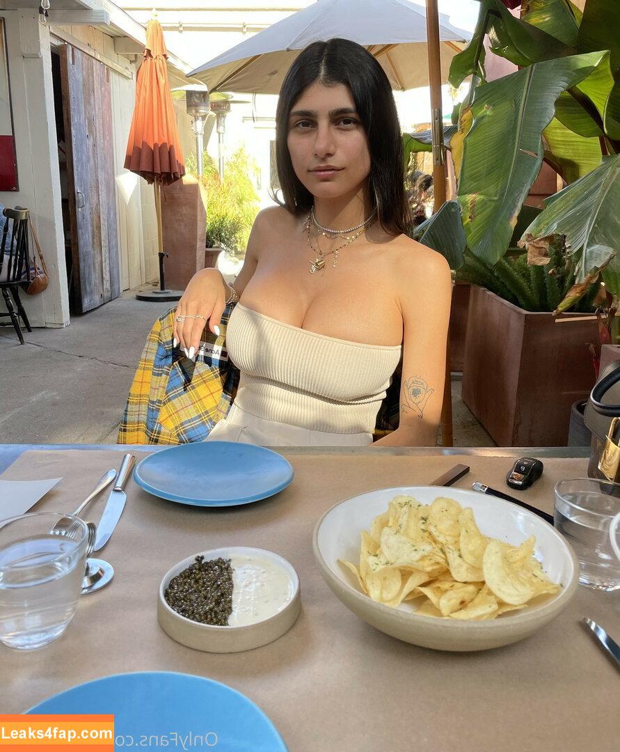 Mia Khalifa / miak / miakhalifa leaked photo photo #4192