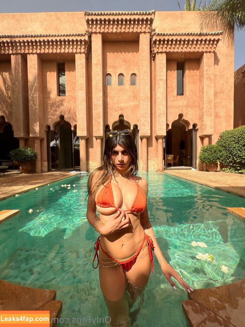 Mia Khalifa / https: / miak / miakhalifa слитое фото фото #4630