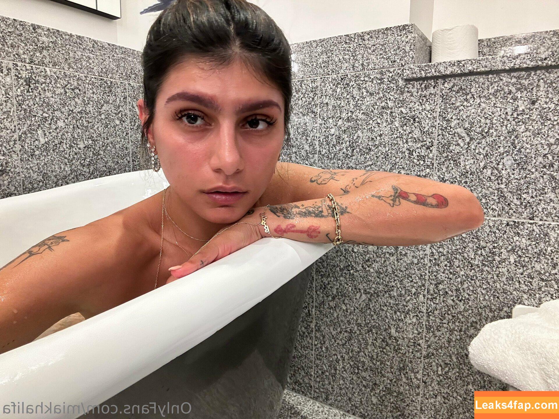 Mia Khalifa / miak / miakhalifa leaked photo photo #4703