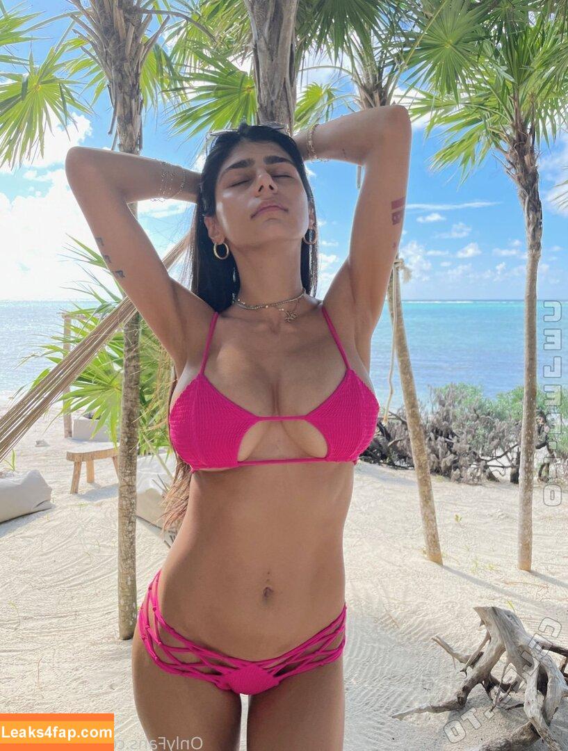 Mia Khalifa / https: / miak / miakhalifa leaked photo photo #4924