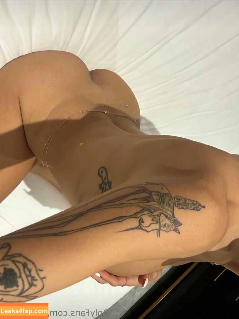 Mia Khalifa / https: / miak / miakhalifa leaked photo photo #4976